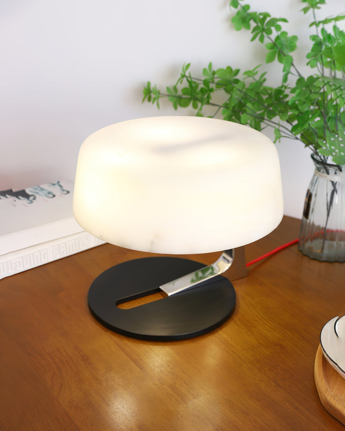 Nysolora lámpara de mesa cúpula alabastro