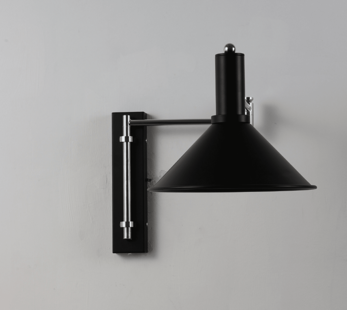 Aplique de pared Cone Swing Arm