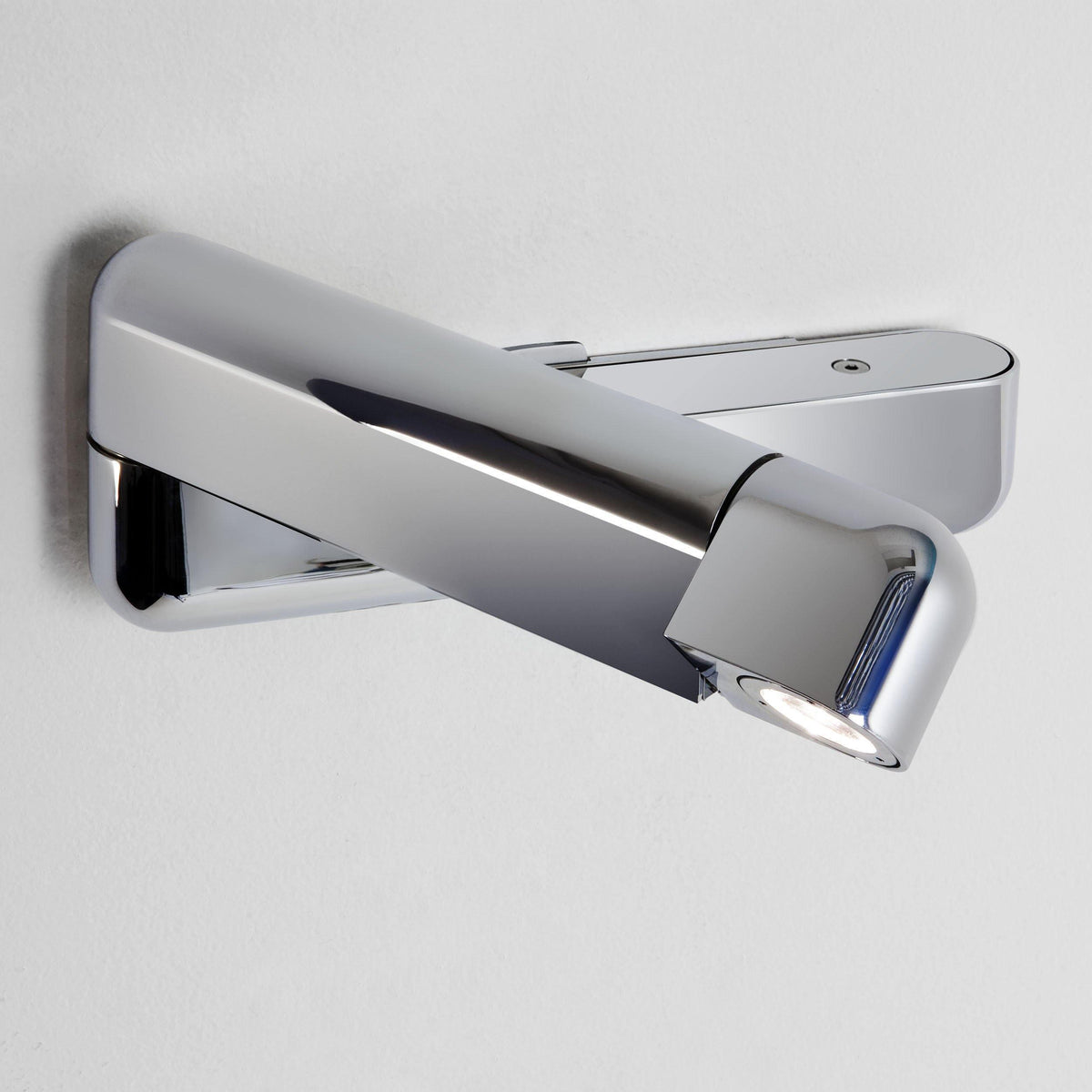 Soreora aplique de pared negro LED regulable con puerto USB