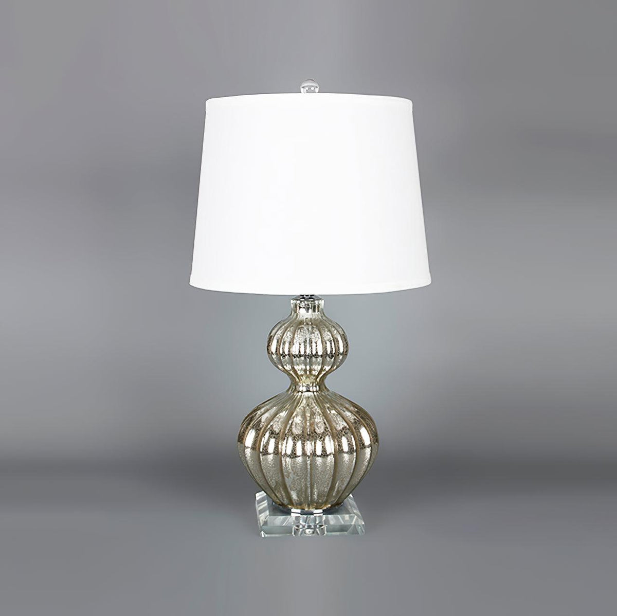 Gloria lámpara de mesa elegante de vidrio