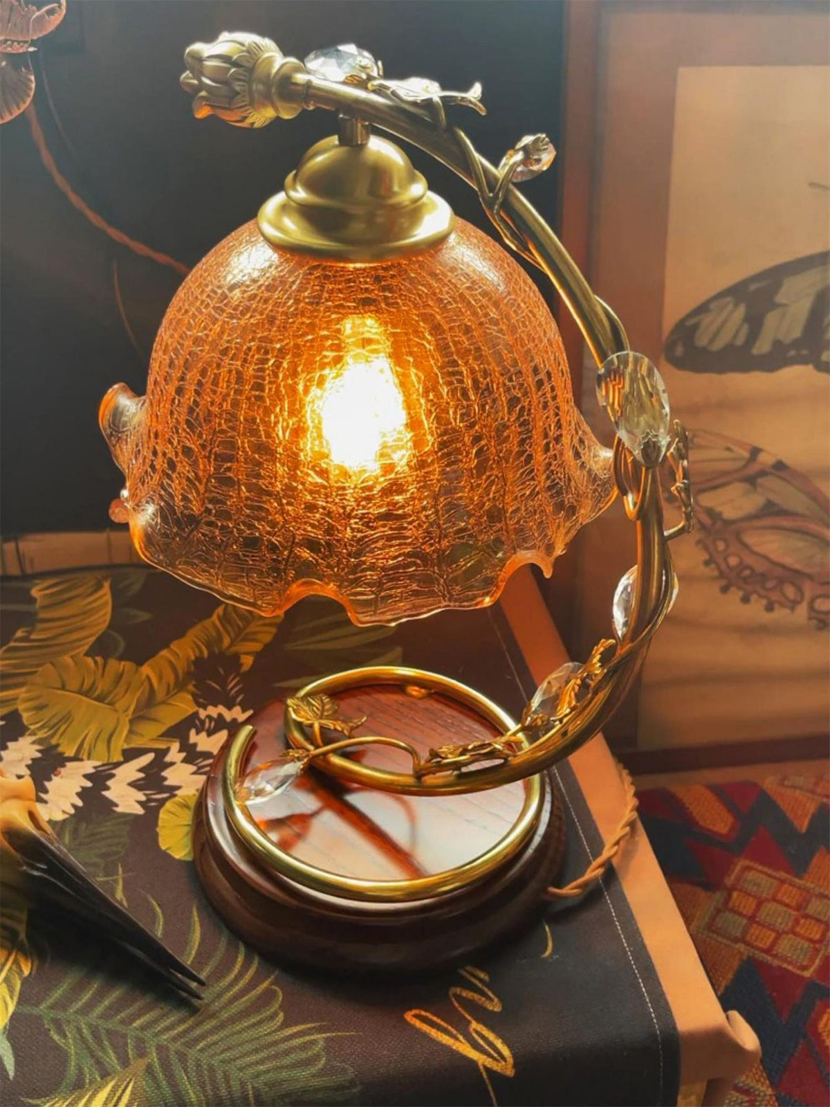 Flarce lámpara de mesa de latón y madera
