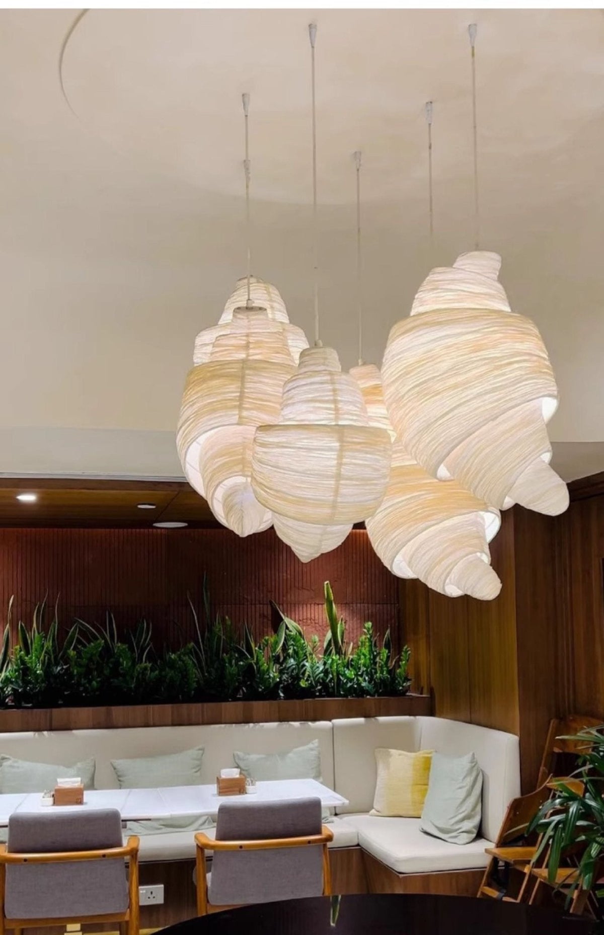 Croissant lámpara colgante de tejido