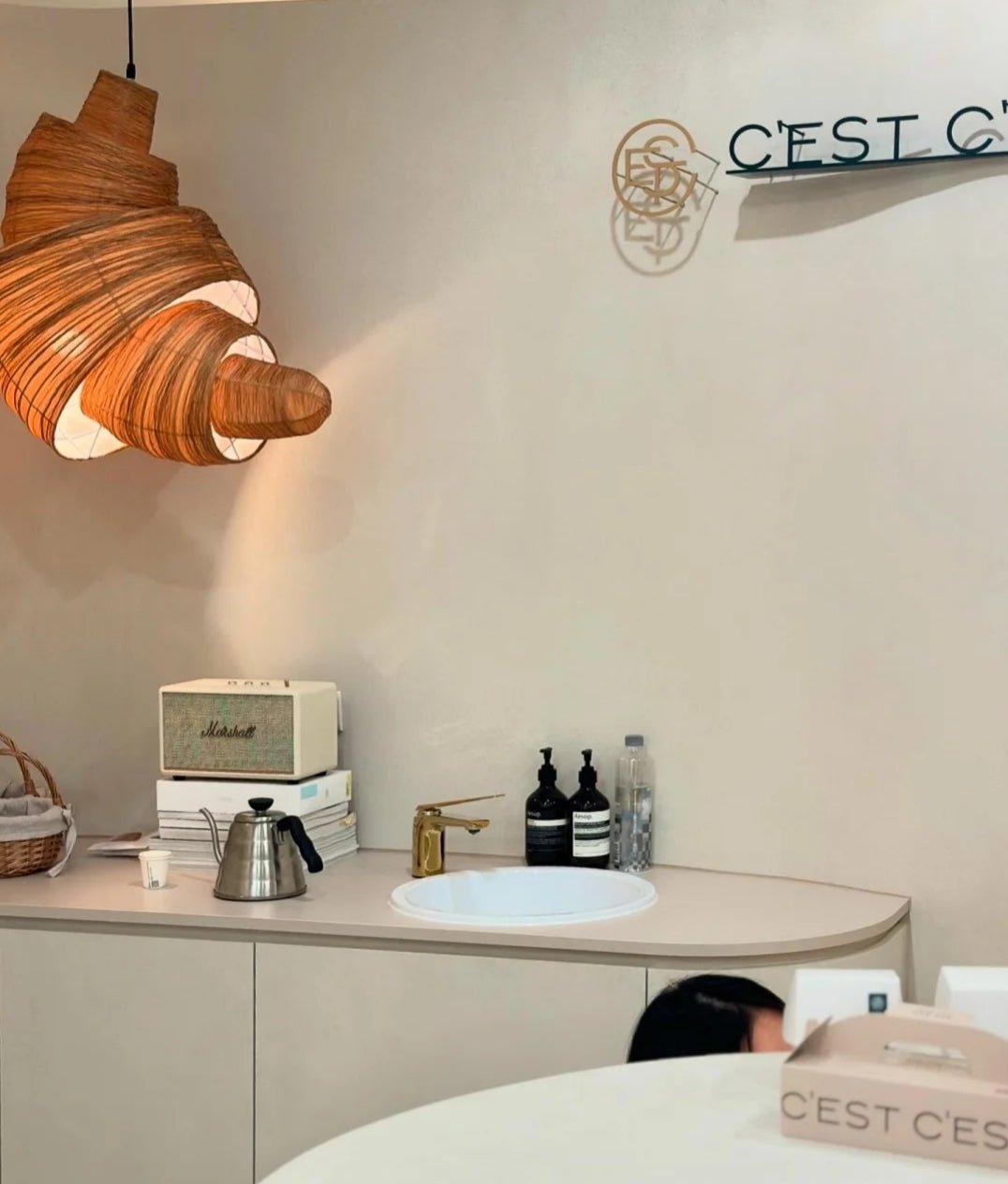 Croissant lámpara colgante de tejido