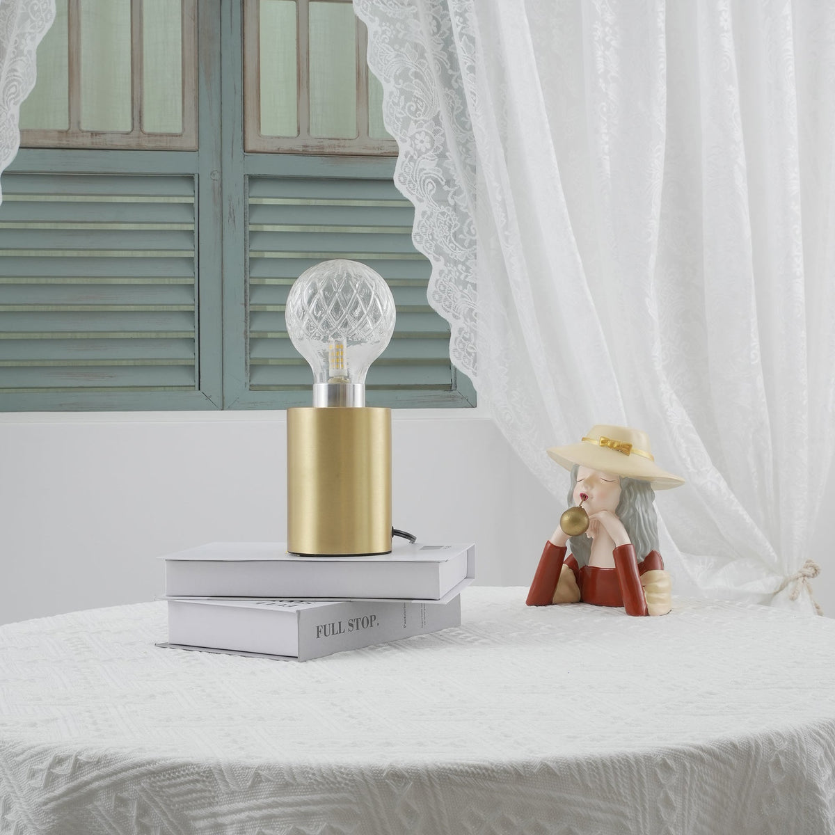 Lyrician lámpara de mesa industrial de vidrio y latón