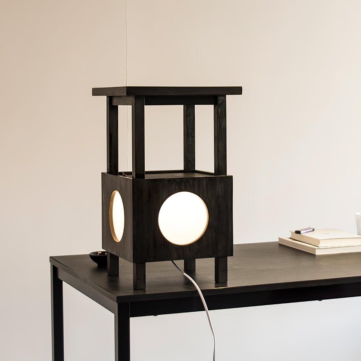 Selalira lámpara de mesa Cubby móvil