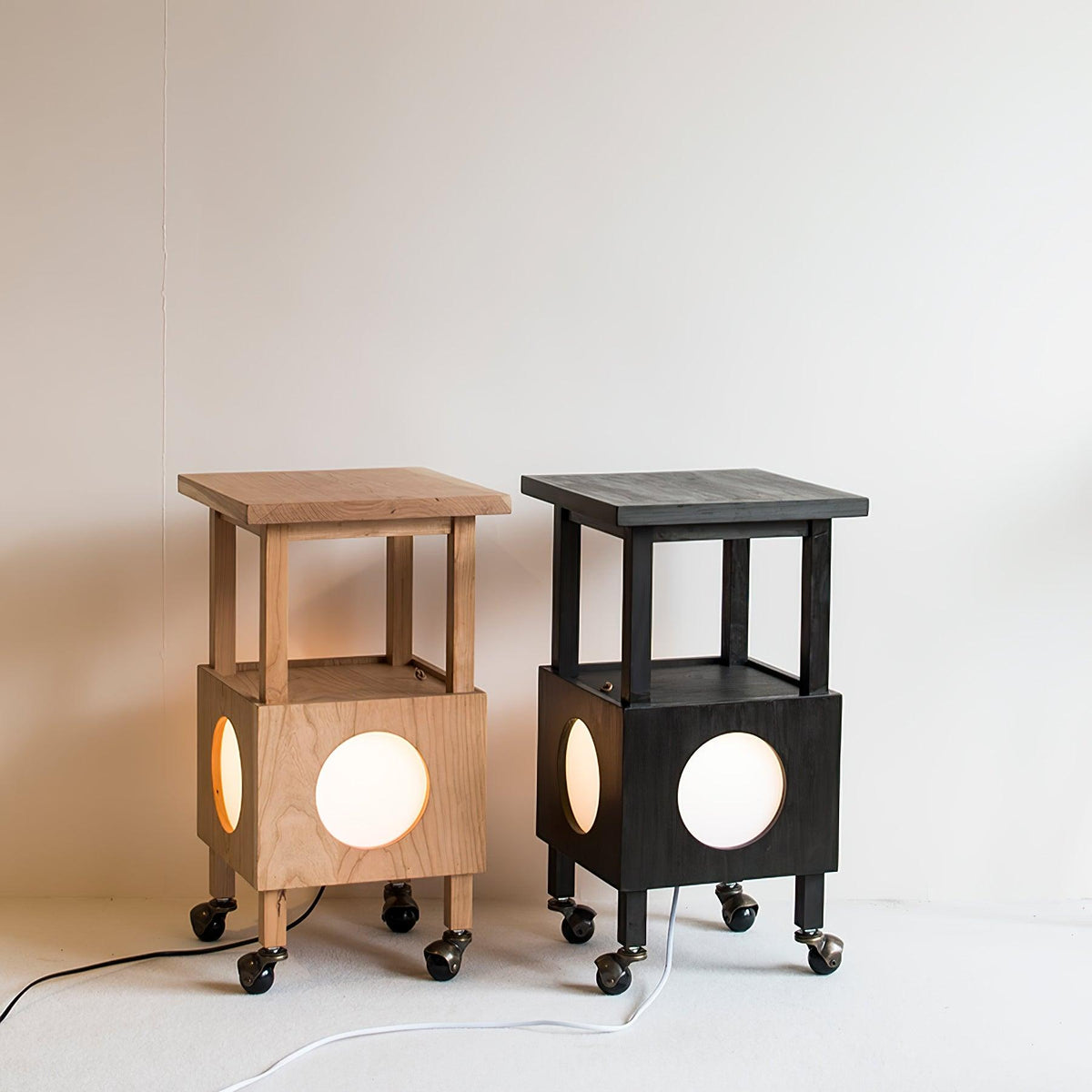 Selalira lámpara de mesa Cubby móvil
