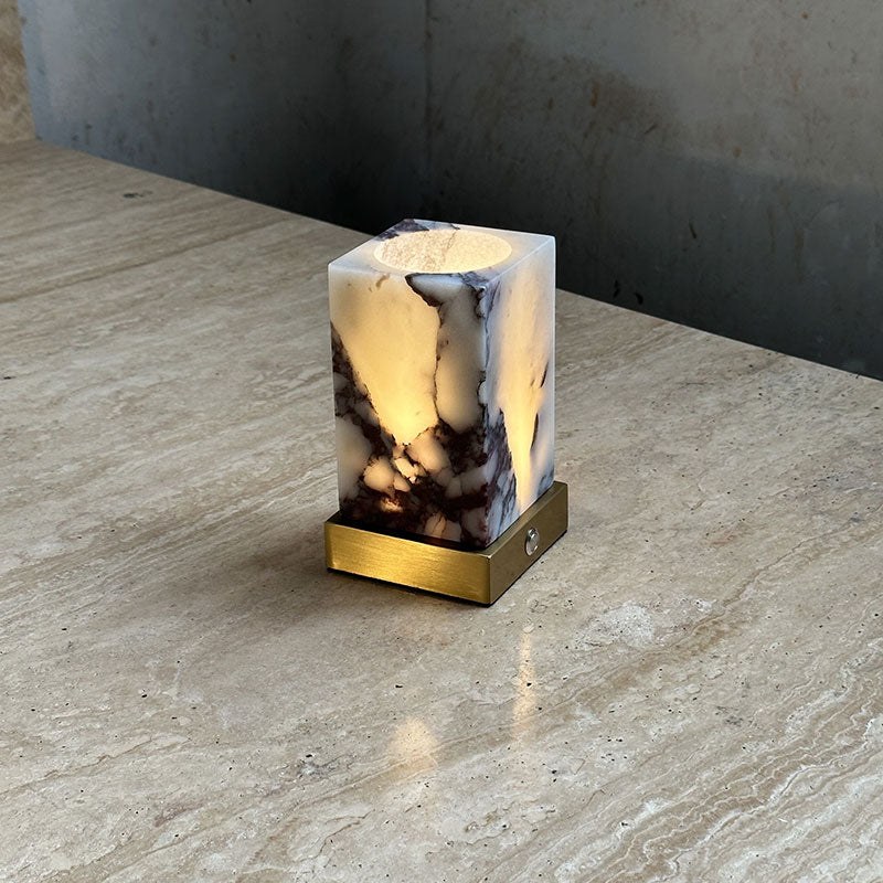 Mirisira lámpara de mesa