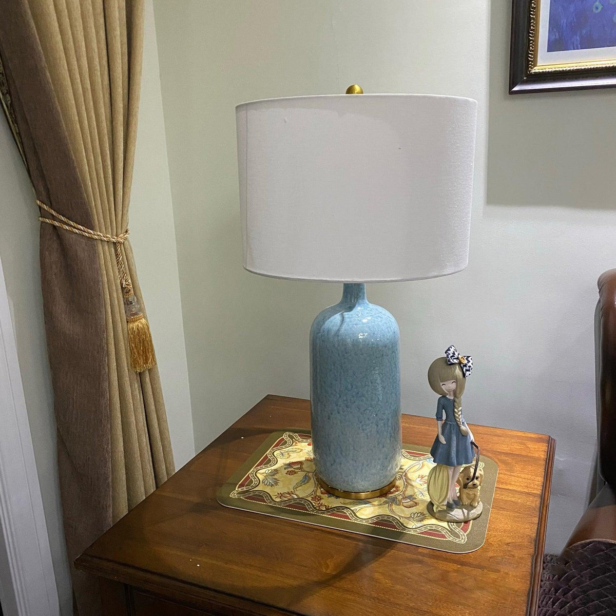 Vintare lámpara de mesa de cerámica con tejido