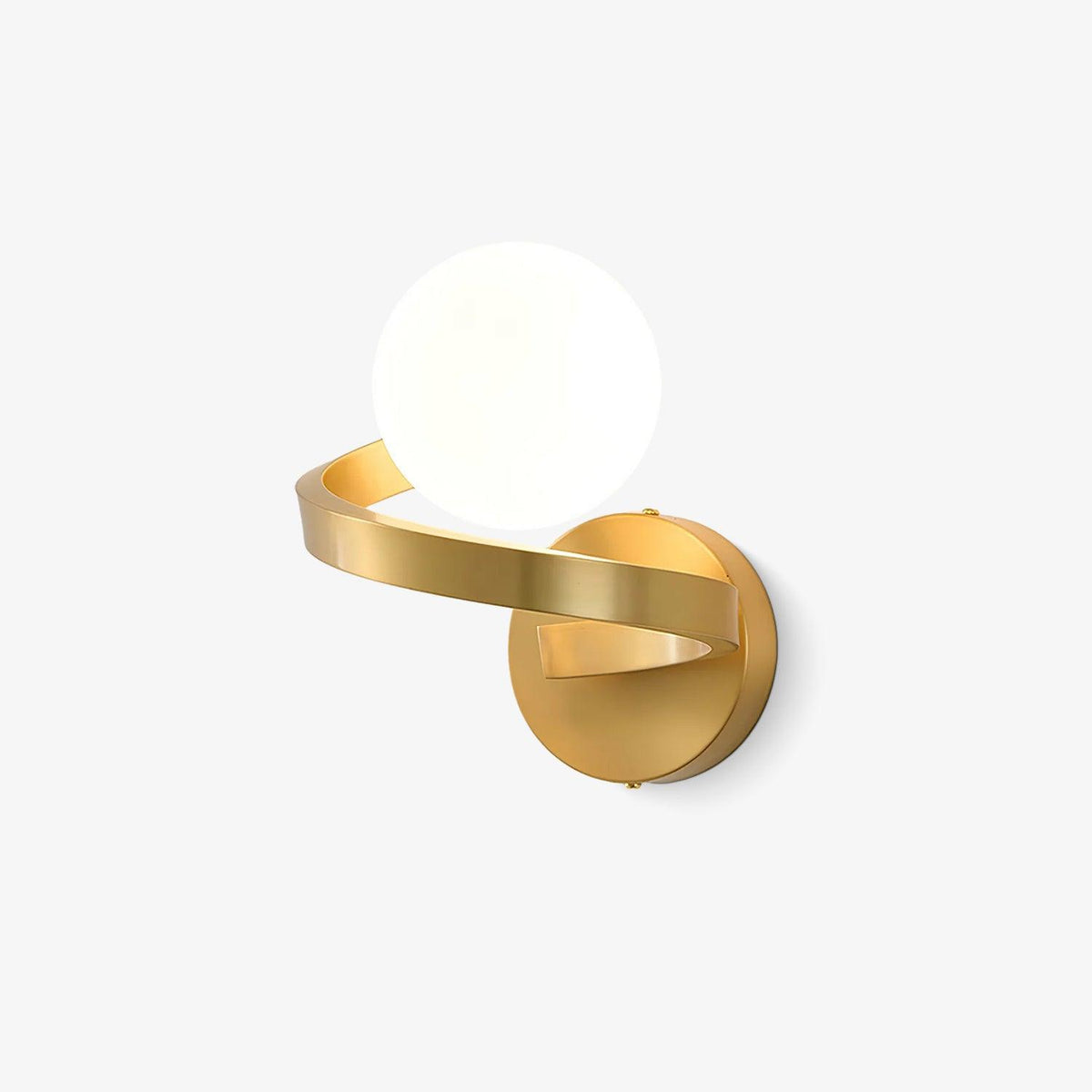 Yvian aplique de pared curvo moderno minimalista de latón con vidrio