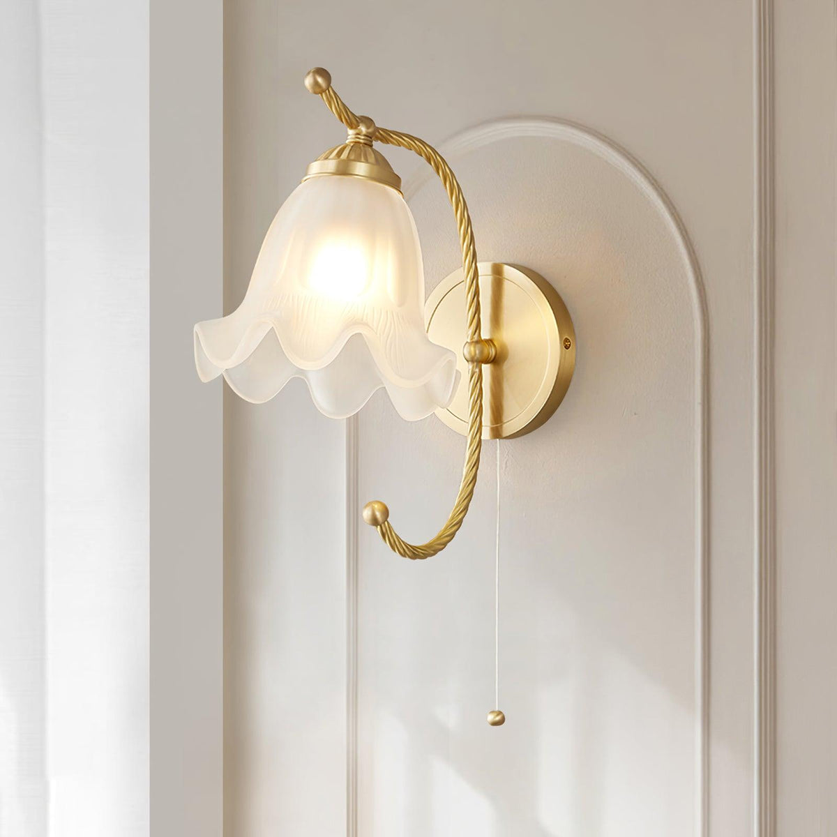 Celisenne aplique de pared cuello de cisne de latón con pantalla de vidrio esmerilado