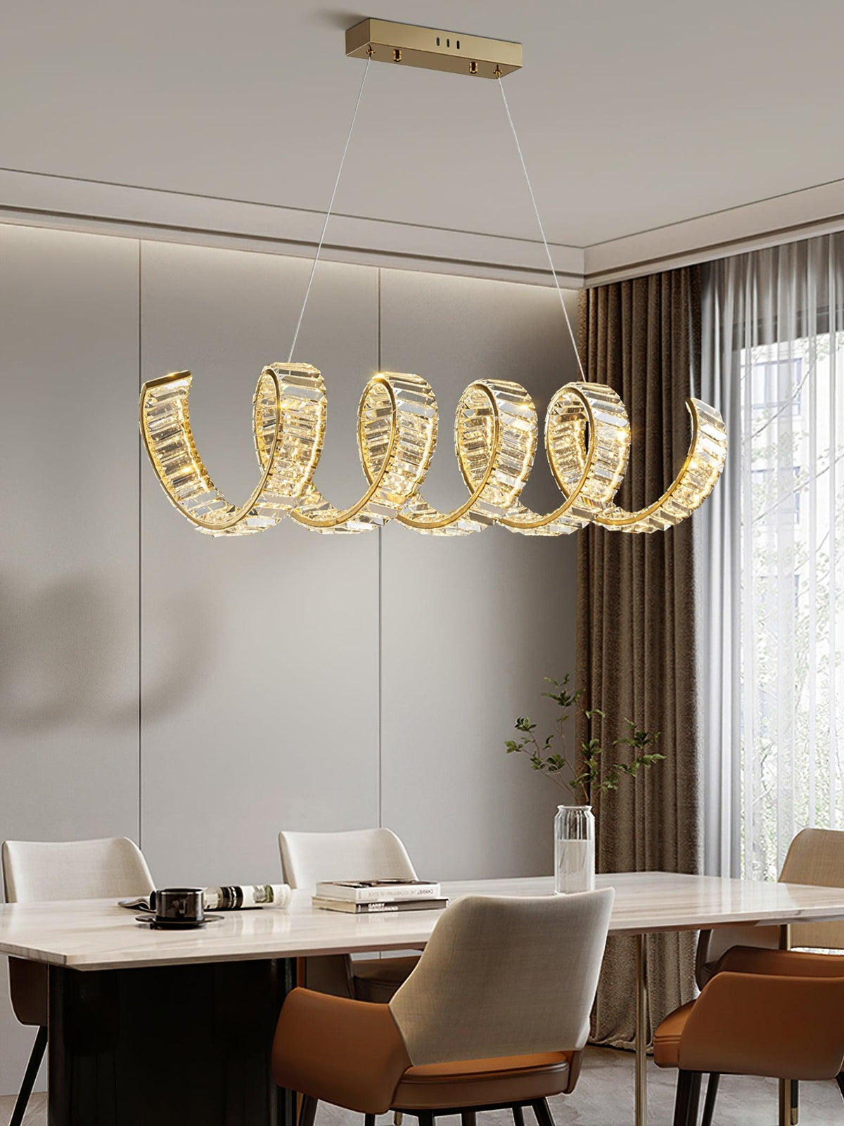 Luxielle lámpara de araña LED curva con cristal lujoso