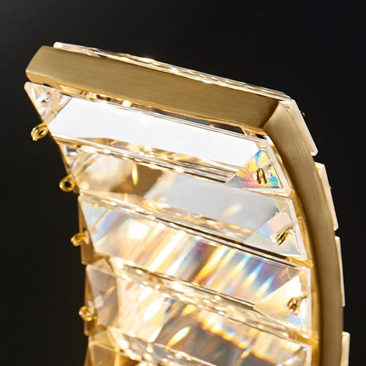 Luxielle lámpara de araña LED curva con cristal lujoso