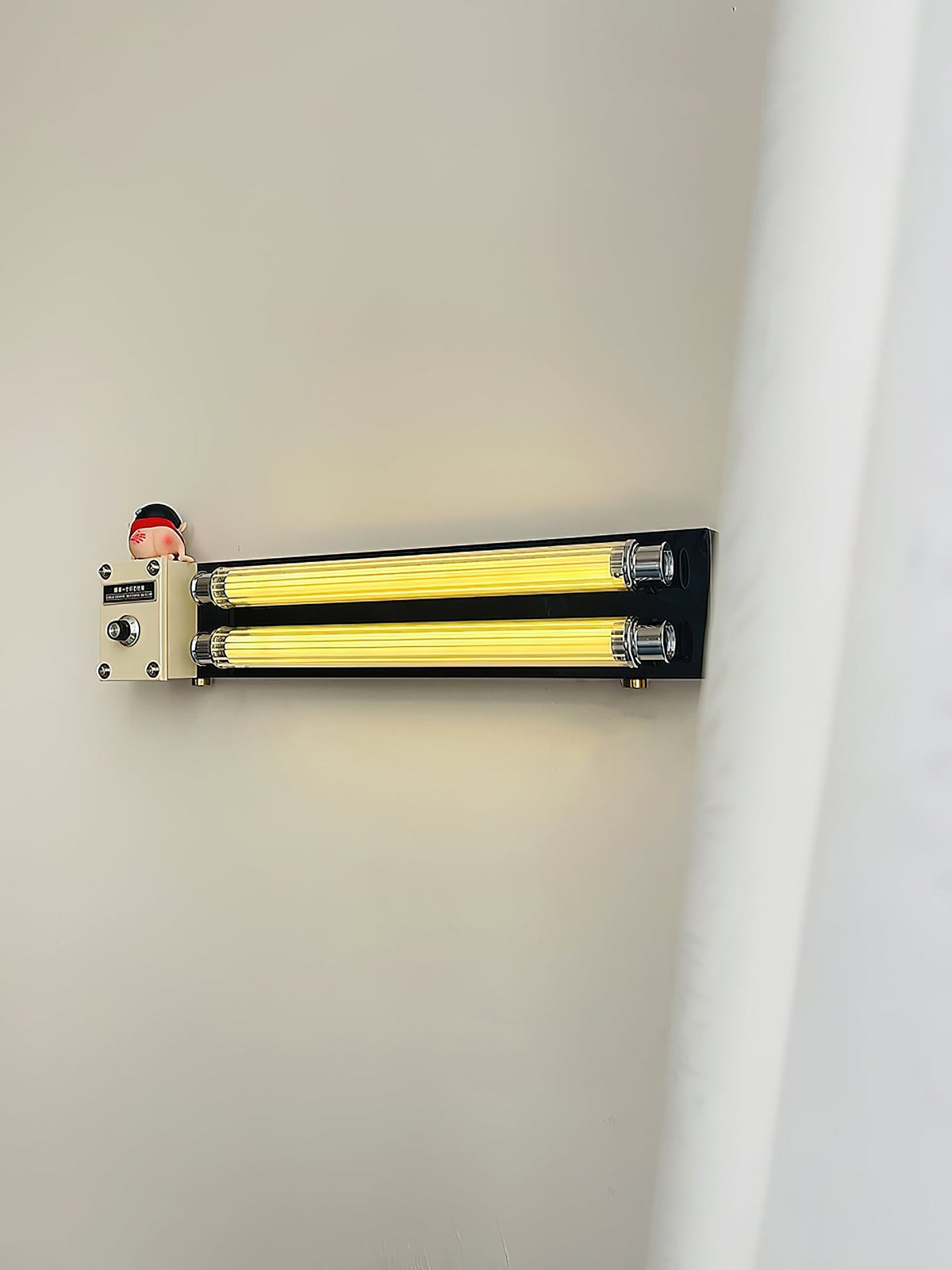 Renaneria aplique de pared
