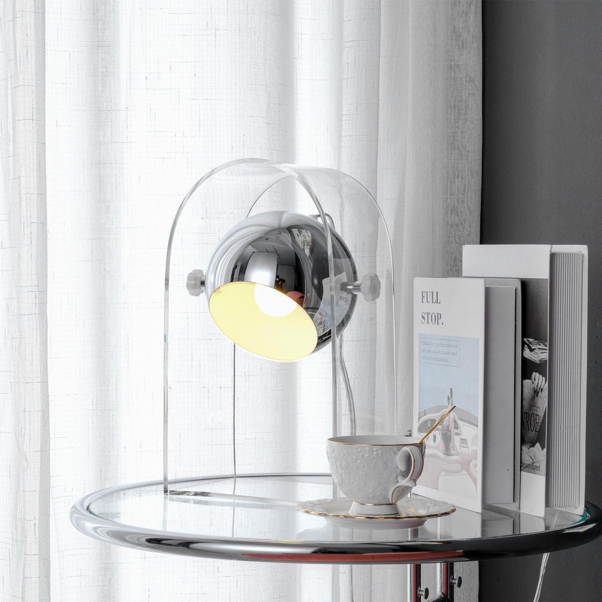 Tynza lámpara de mesa de acero futurista