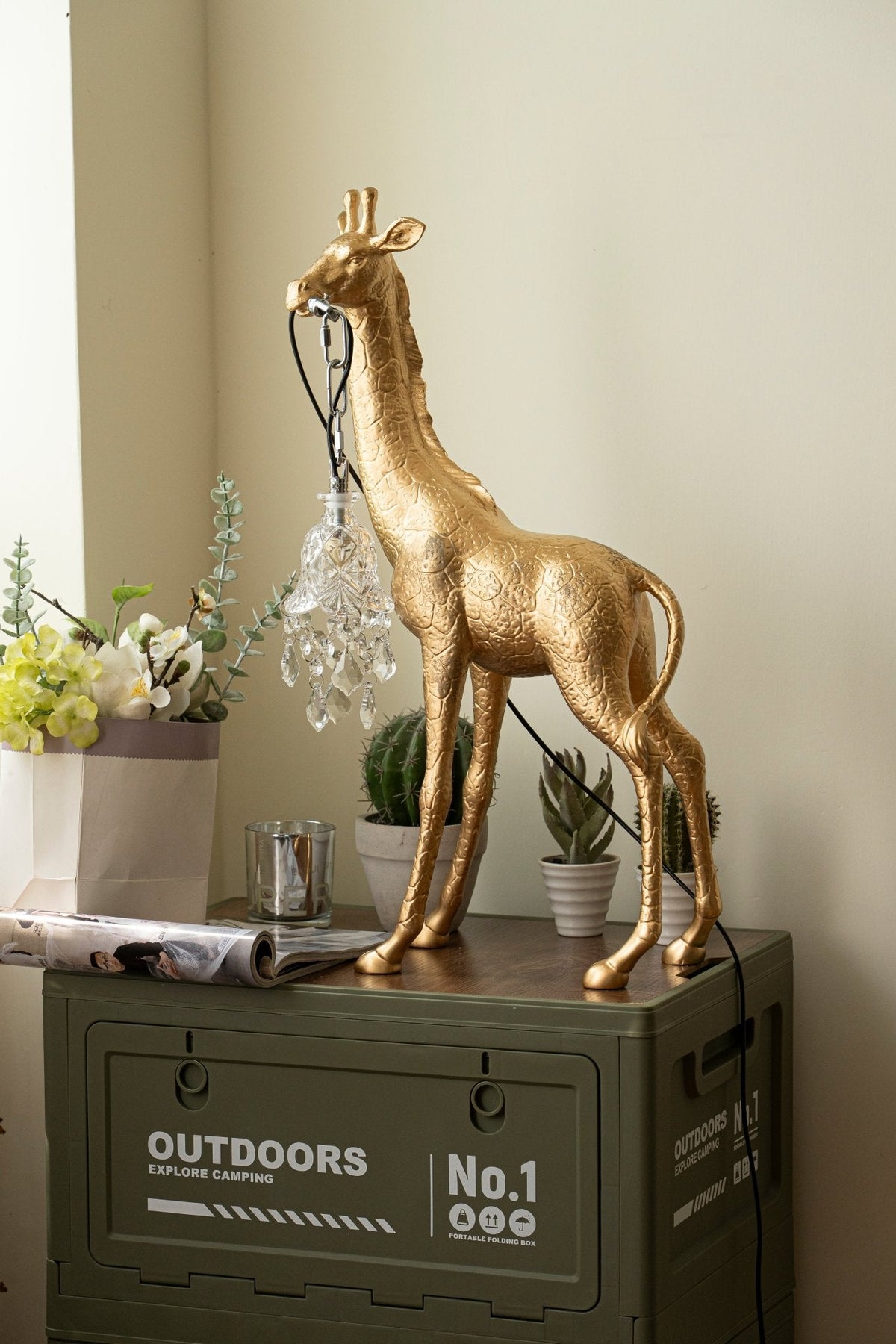 Fexl lámpara de pie de escultura Girafe Royale lujosa