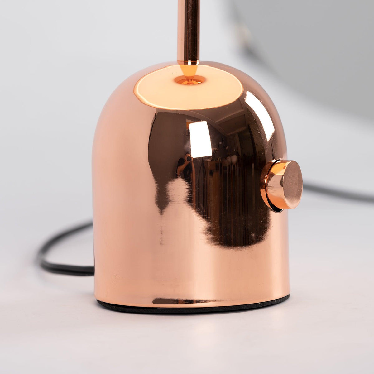 Ames de lujo Bell Table Light