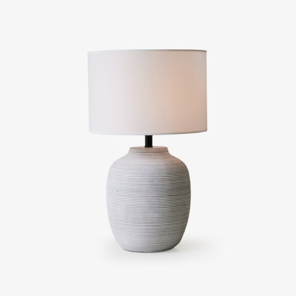 Edward lámpara de mesa minimalista en cerámica