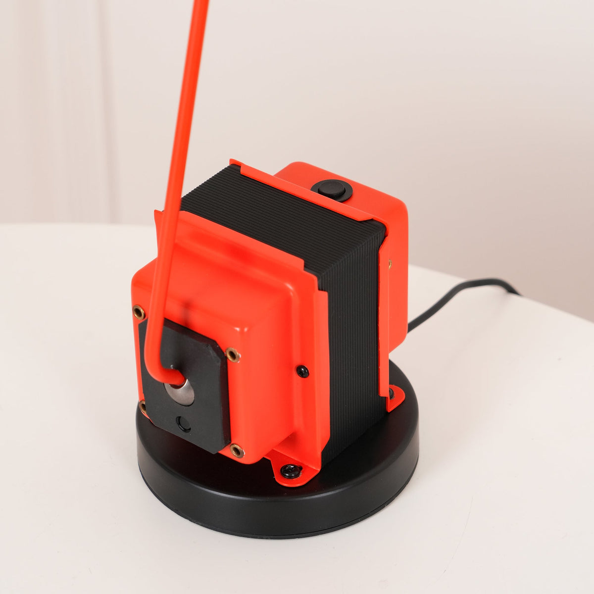Orvyn lámpara de mesa minimalista