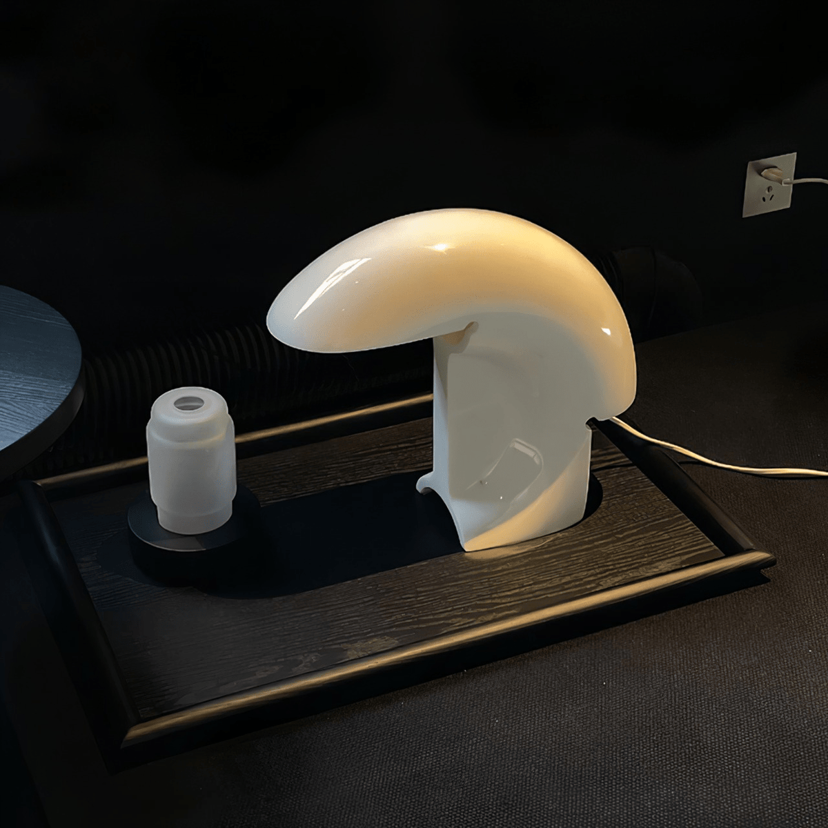 Emmy lámpara de mesa moderna de mármol