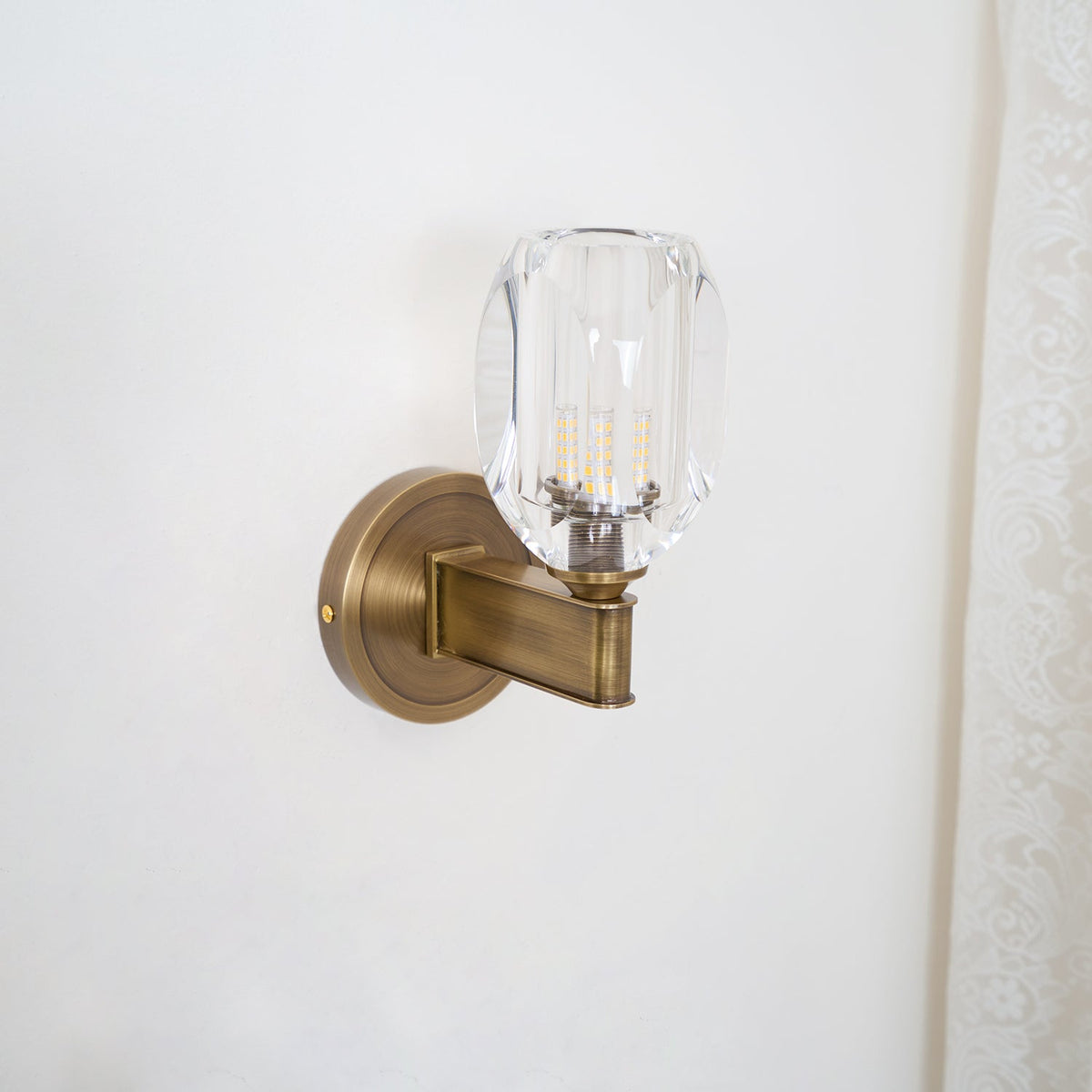 Tostor aplique de pared Premium nórdico de arte en diamante con pantalla de cristal