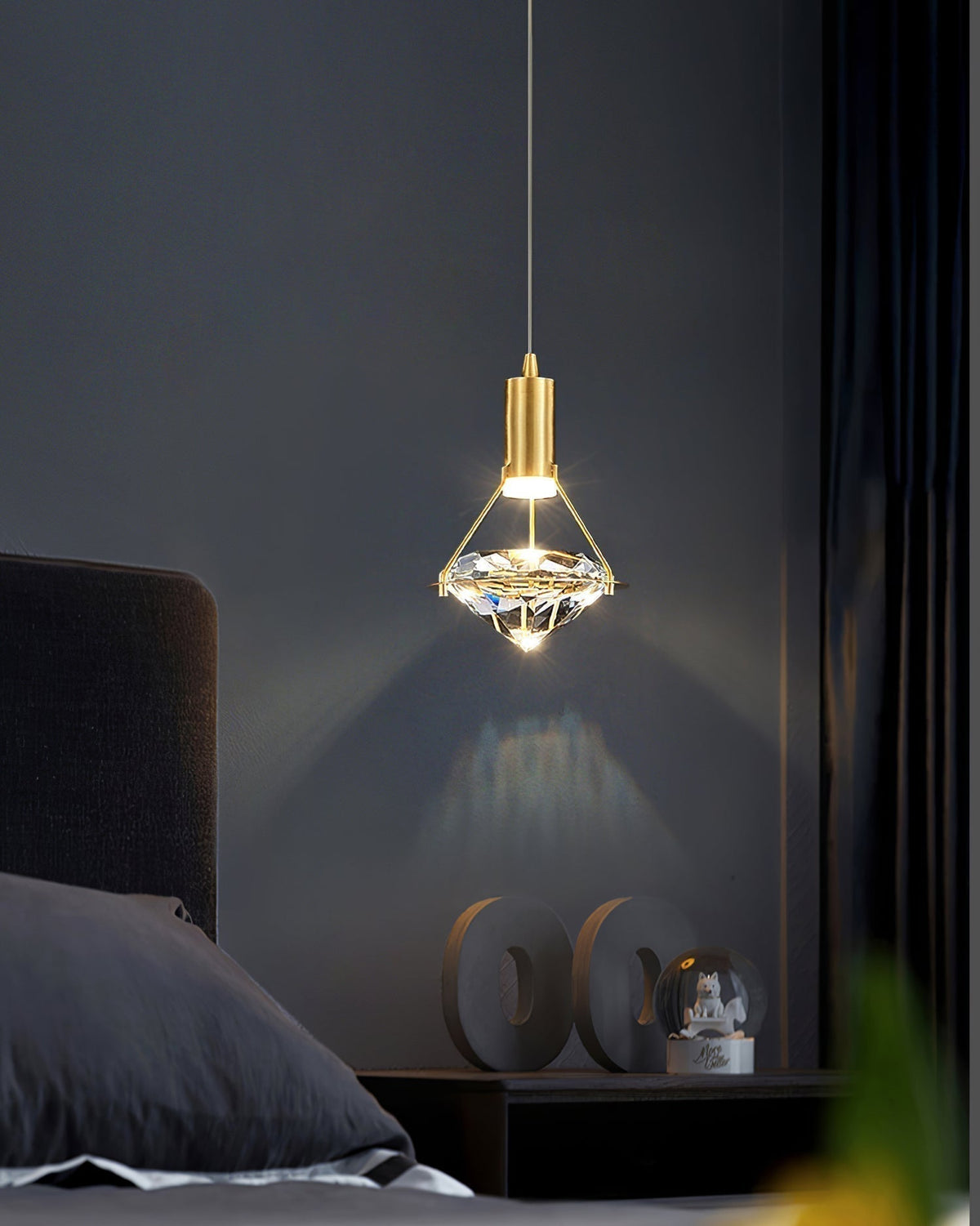 Cira lámpara colgante de latón con cristal elegante