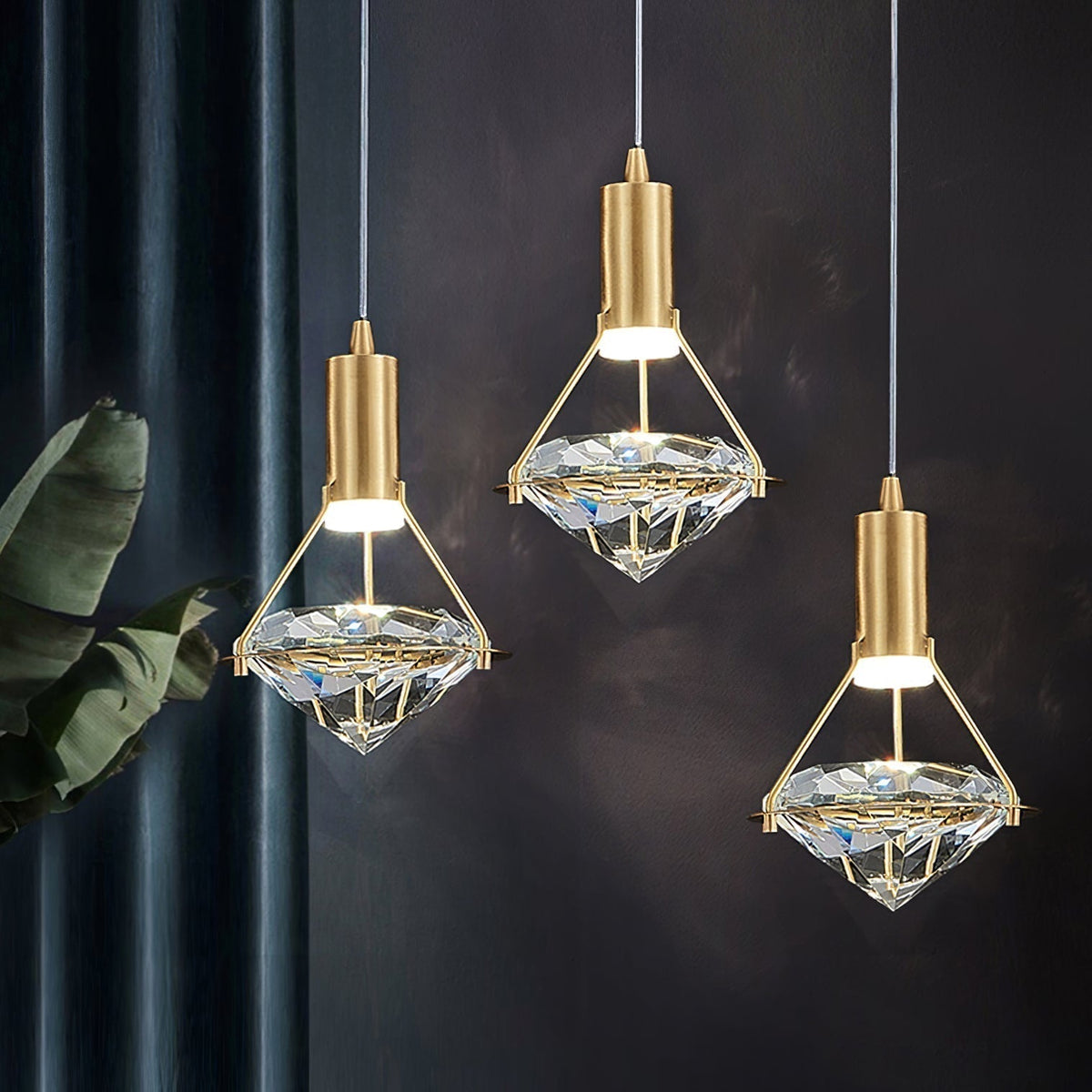 Cira lámpara colgante de latón con cristal elegante
