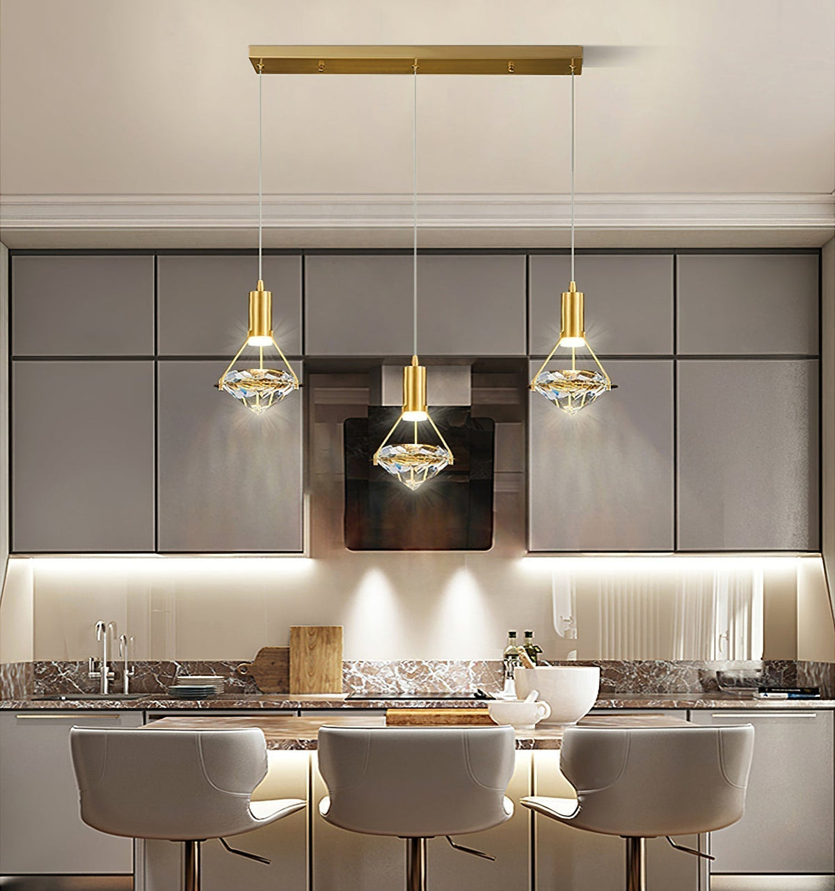 Cira lámpara colgante de latón con cristal elegante