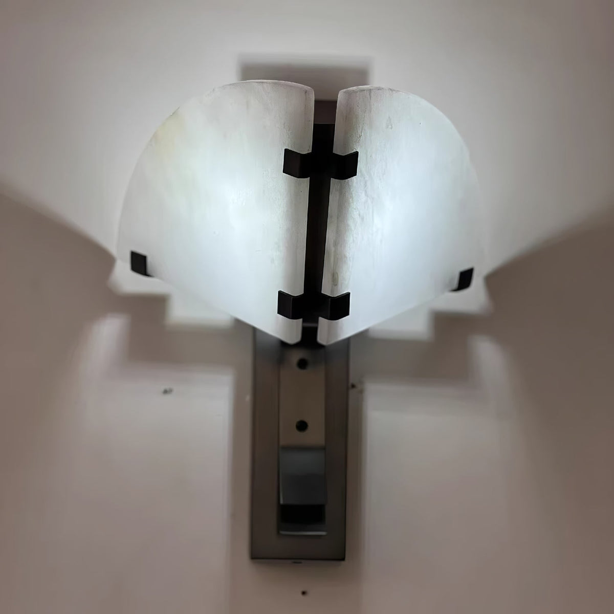 Selesta aplique de pared moderno en alabastro