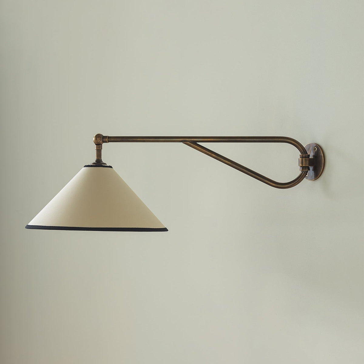 Avenieria aplique de pared
