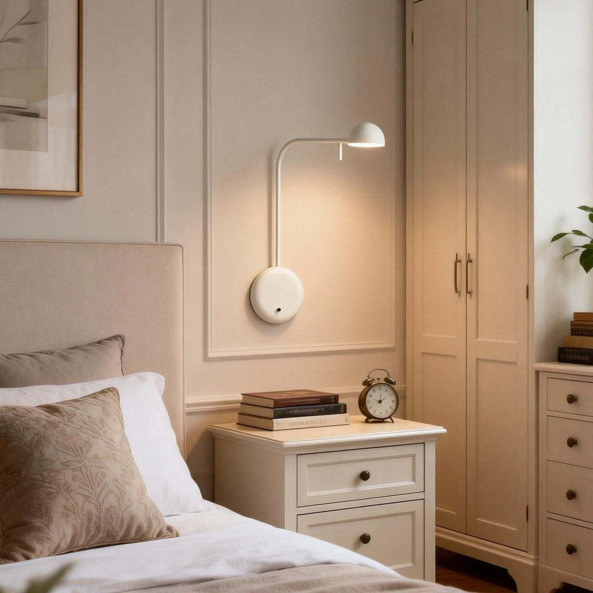 Aplique de pared con base de disco y cúpula