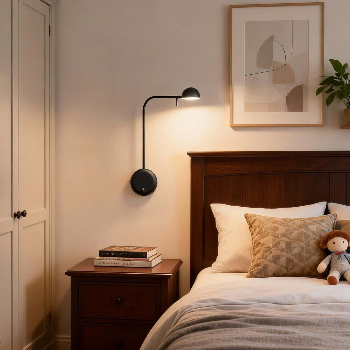 Aplique de pared con base de disco y cúpula