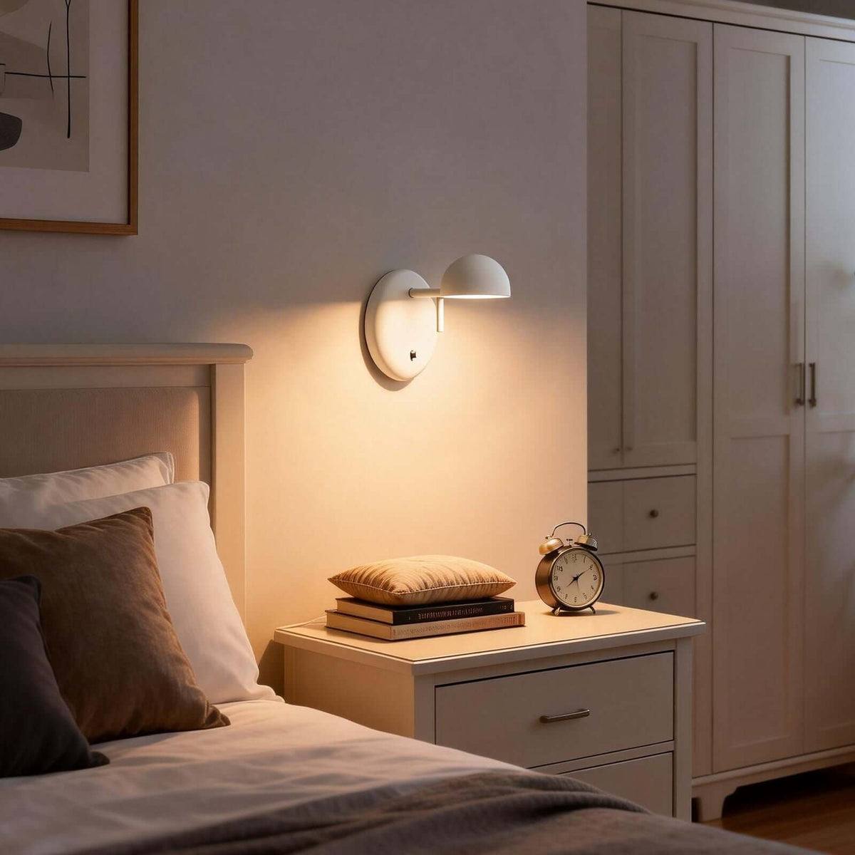 Aplique de pared con base de disco y cúpula