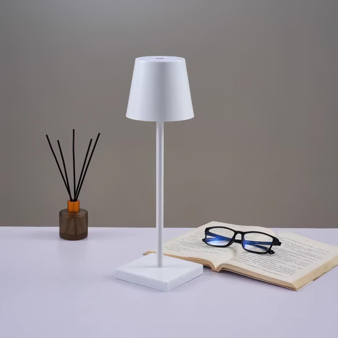 Viraorelia lámpara de mesa