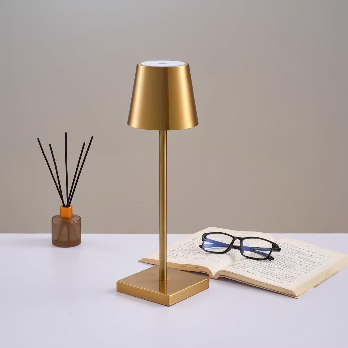 Viraorelia lámpara de mesa