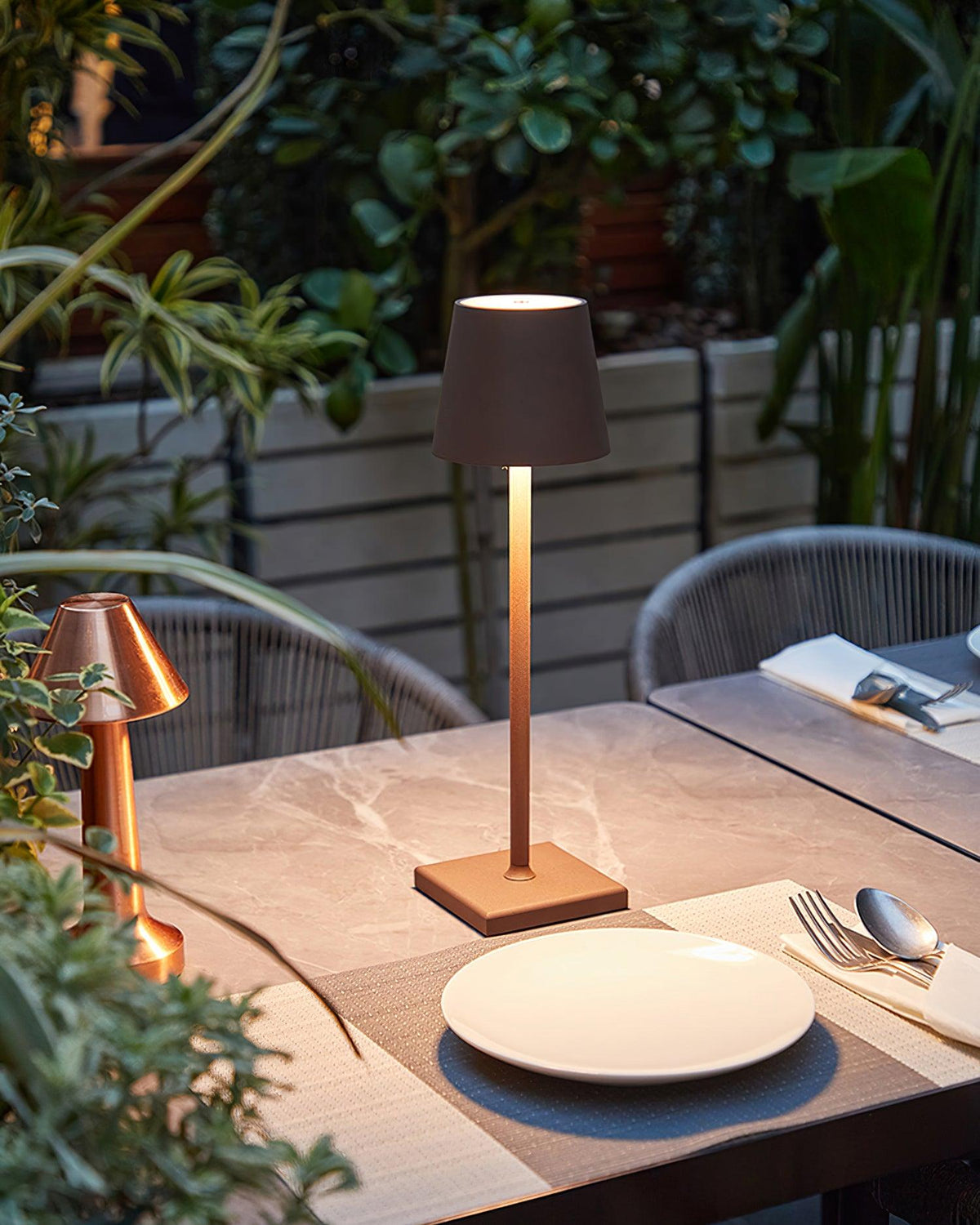 Viraorelia lámpara de mesa