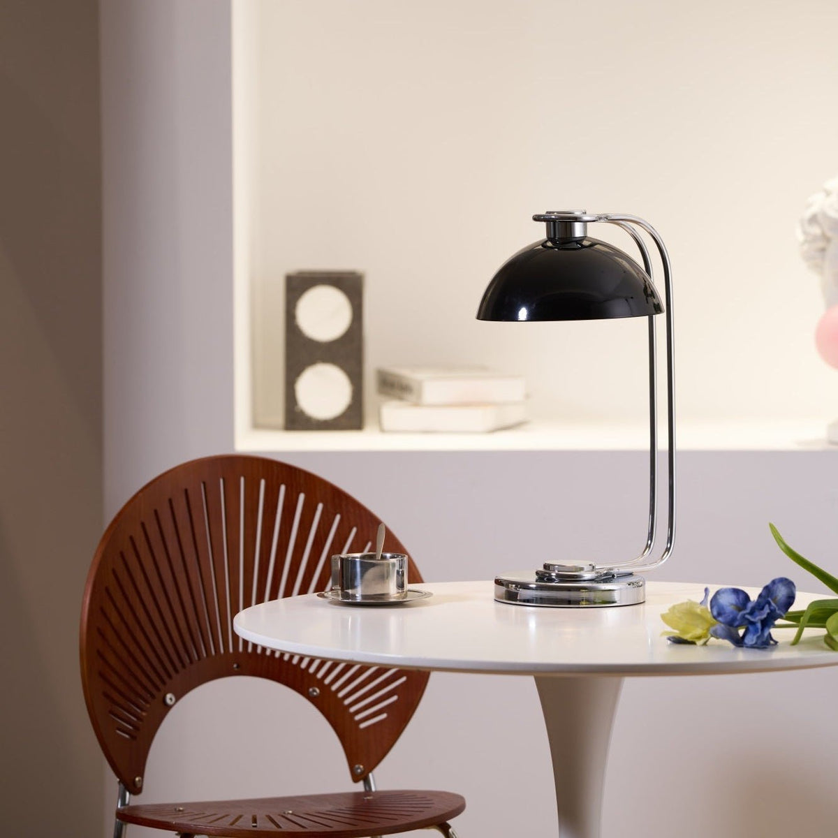 Lucanella lámpara de mesa contemporánea de acrílico