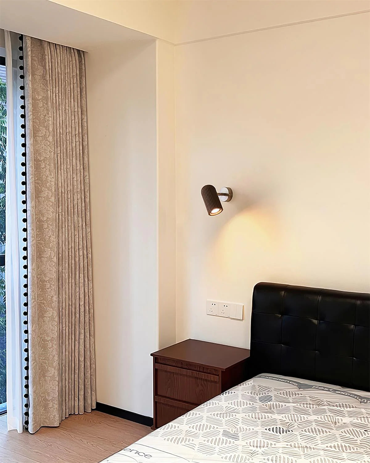 Ravik aplique de pared