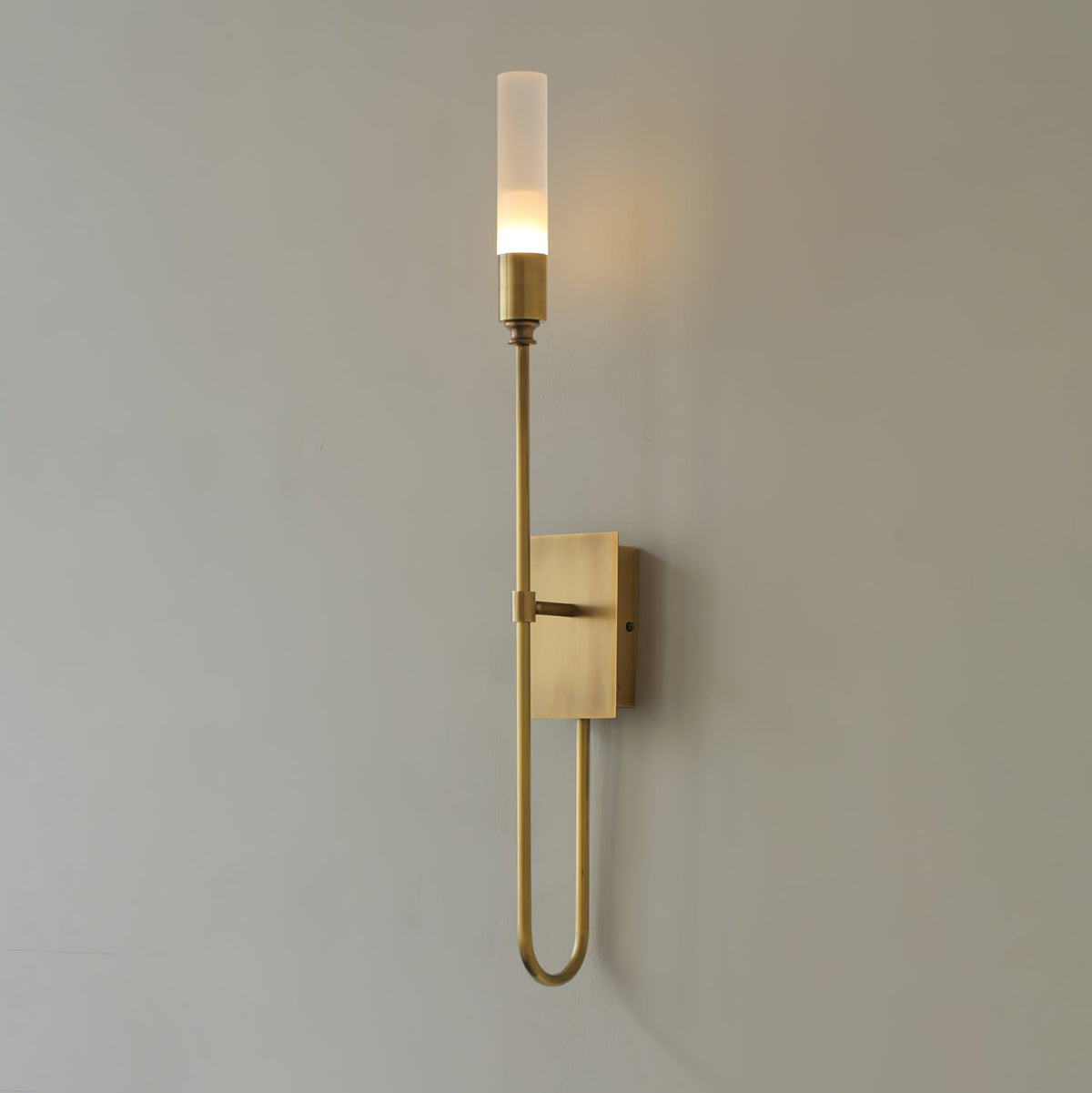 Yvori aplique de pared con doble varilla minimalista