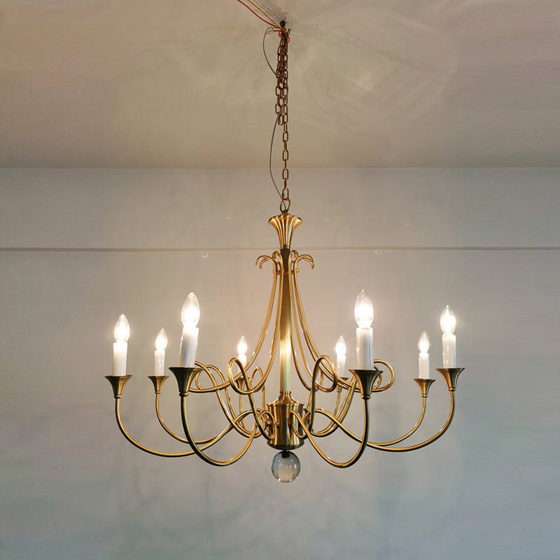 Efra lámpara de araña Double Twist latón Candelabra cristal