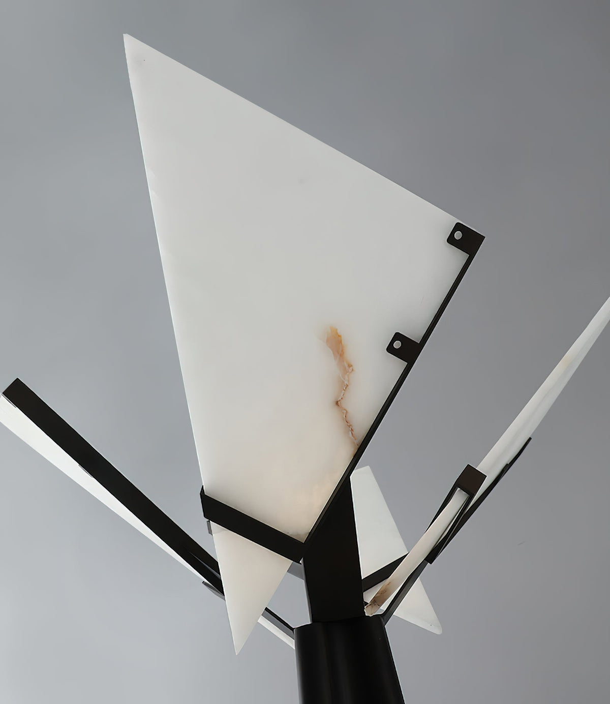 Spire alabastro lámpara de pie