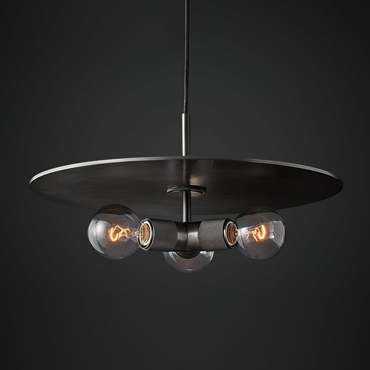 Lámpara colgante minimalista de metal en latón para comedor o cocina