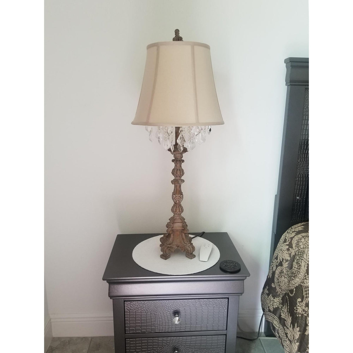 Avenenette lámpara de mesa