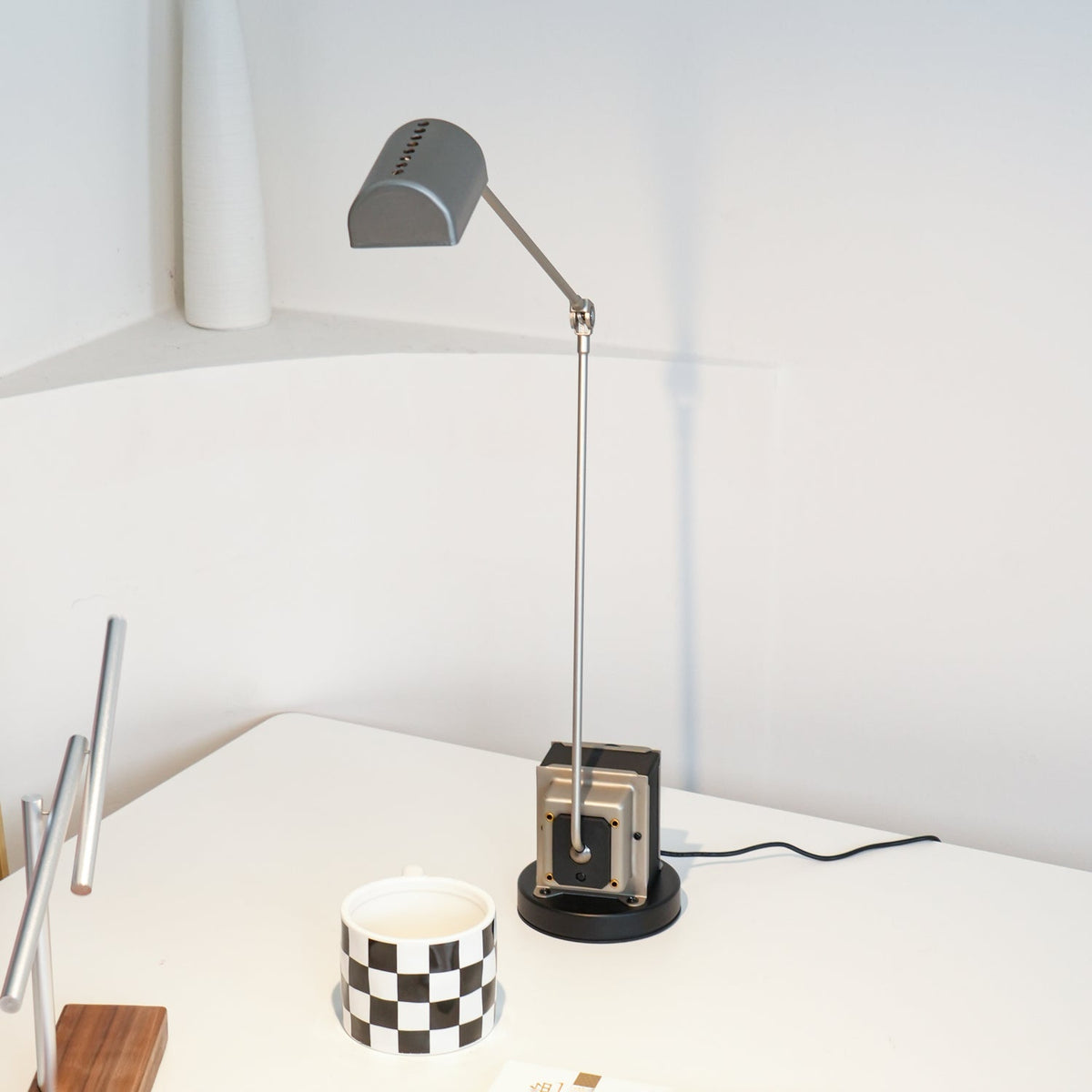 Orvyn lámpara de mesa minimalista