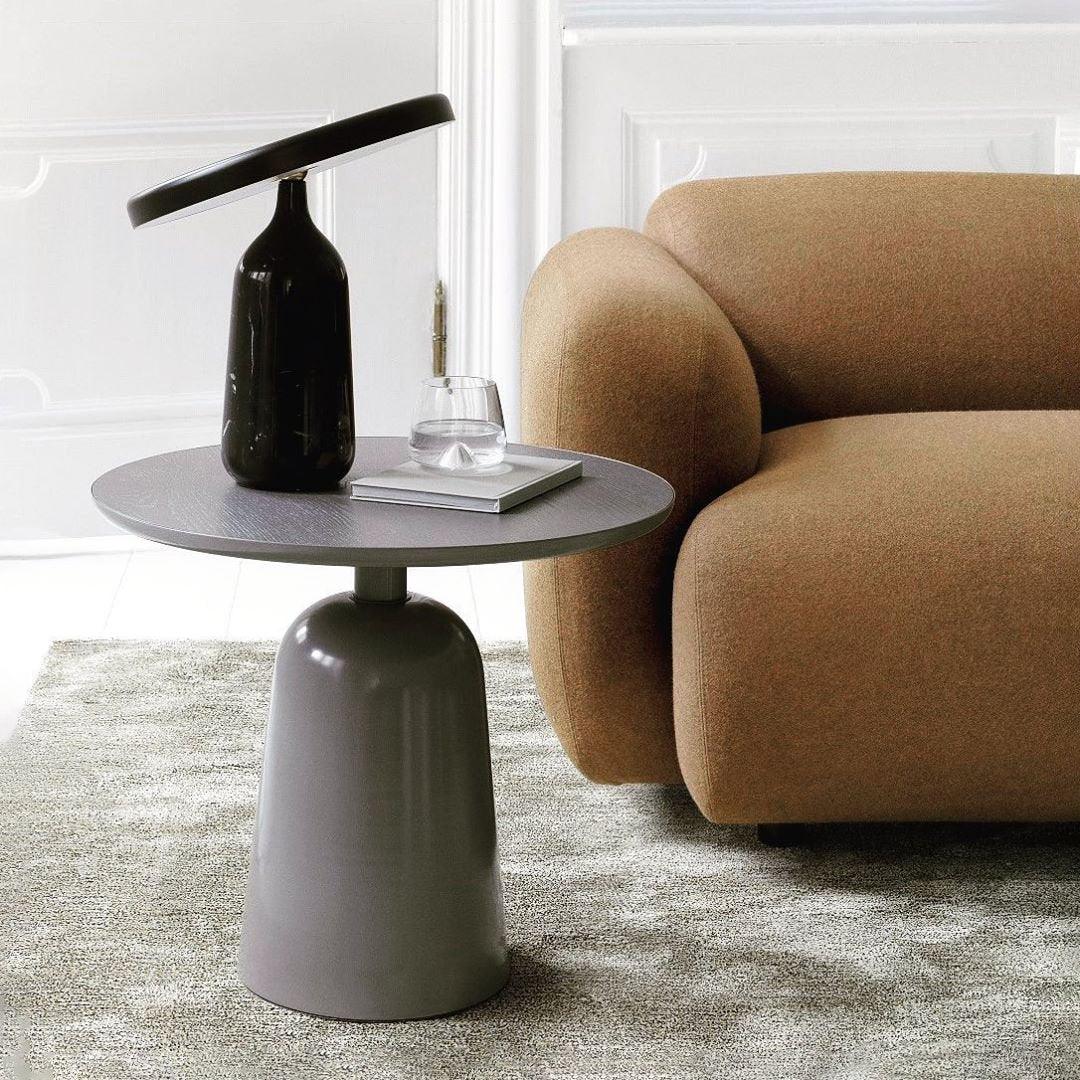 Astrian lámpara de mesa minimalista en mármol