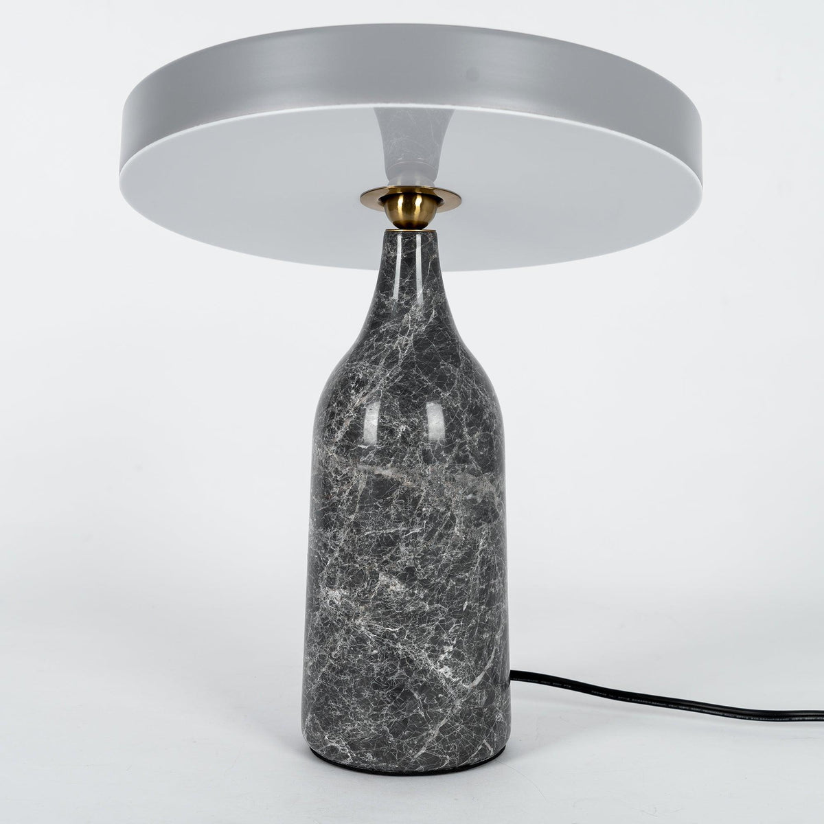 Astrian lámpara de mesa minimalista en mármol