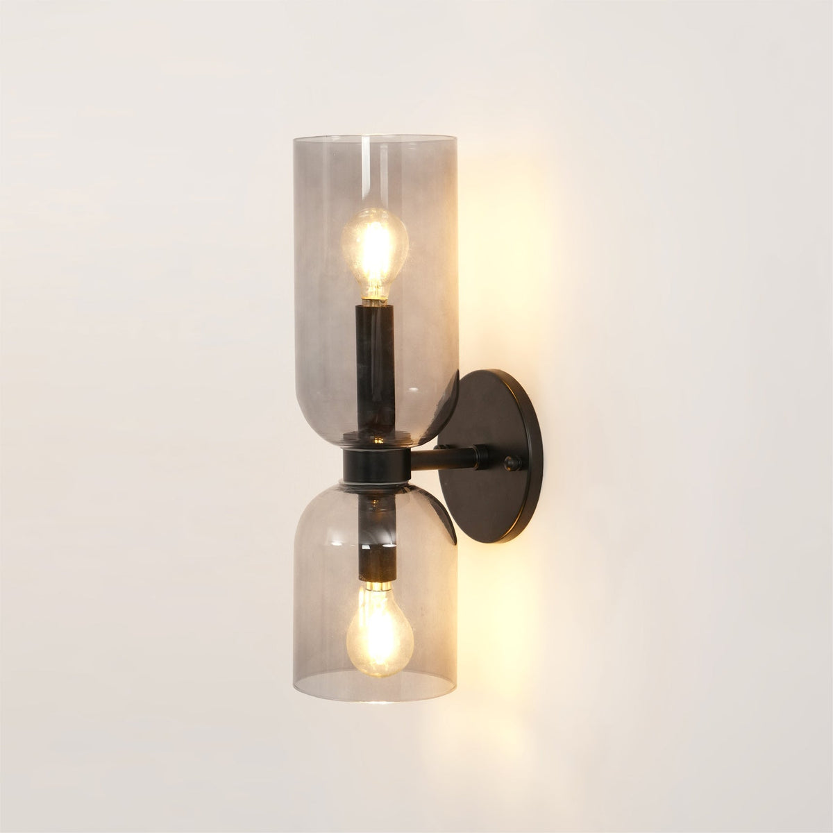 Bryn aplique de pared moderno minimalista de vidrio