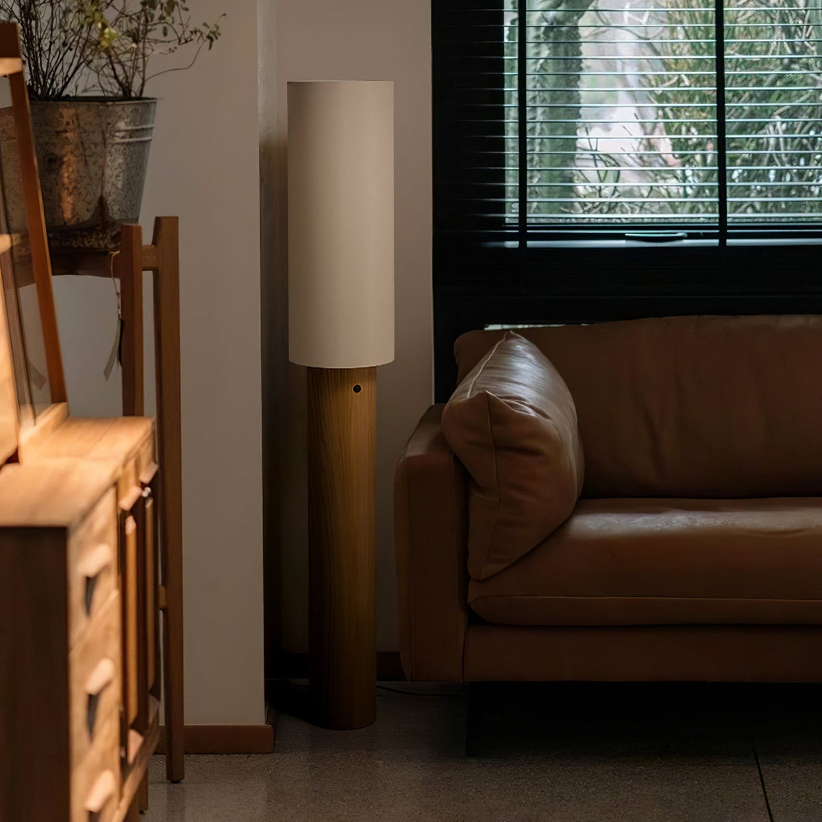 Uvynir lámpara de pie cilíndrica de madera