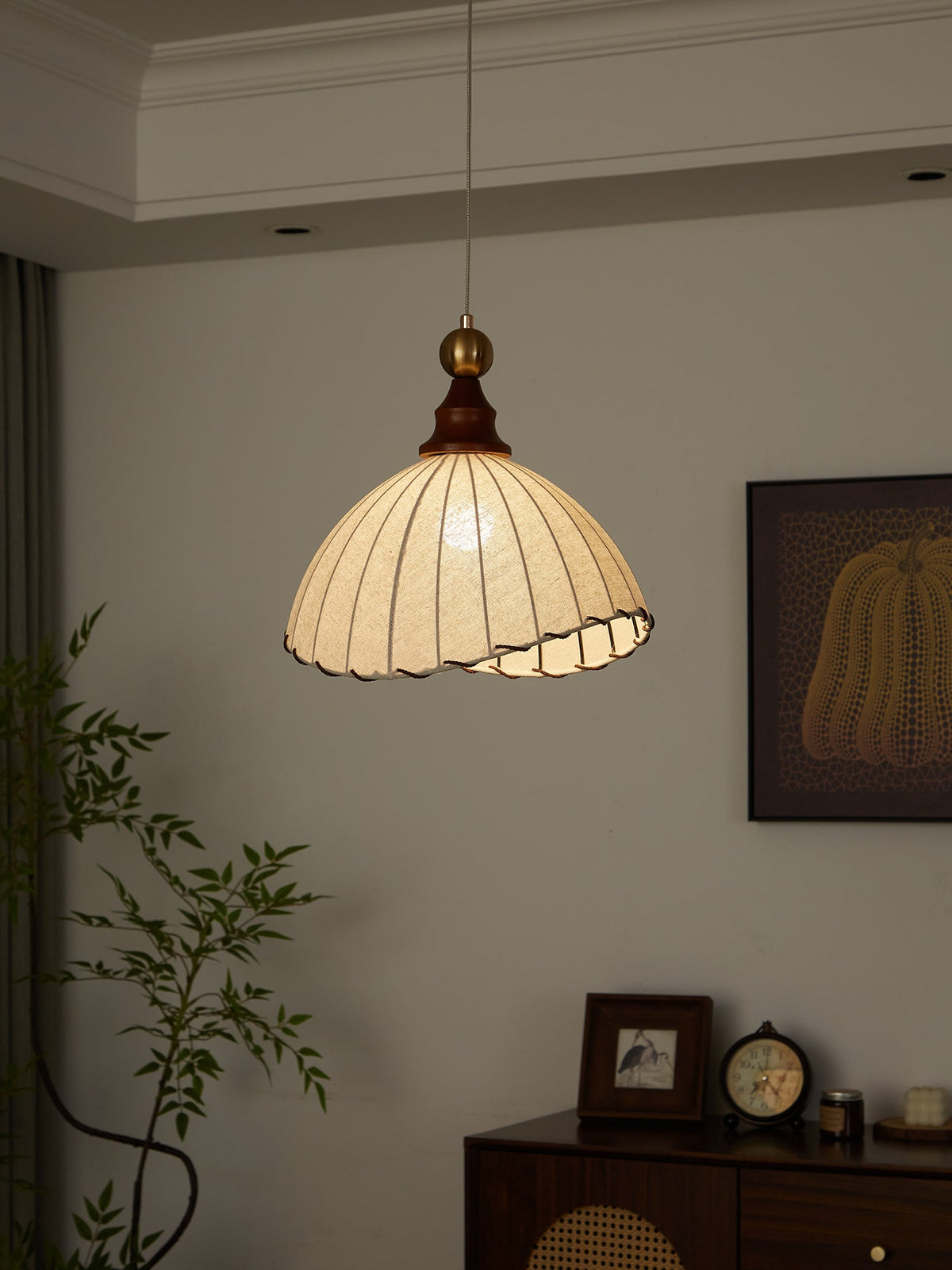 Earian lámpara colgante elegante de madera y tejido