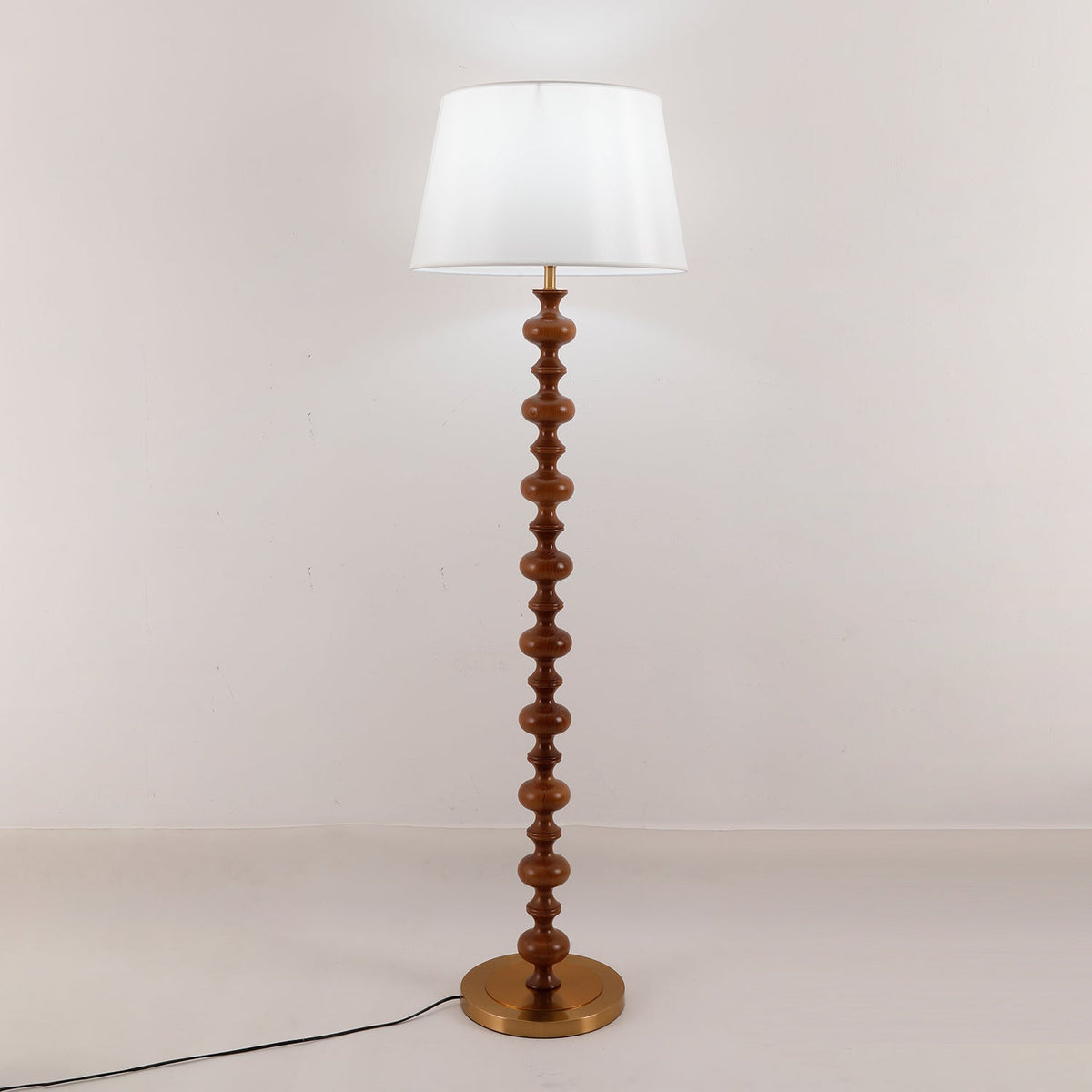 Rildes lámpara de pie de madera y tejido