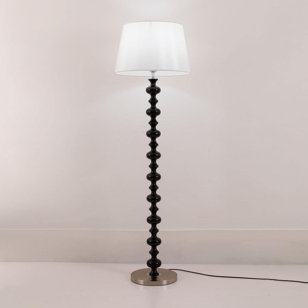 Rildes lámpara de pie de madera y tejido